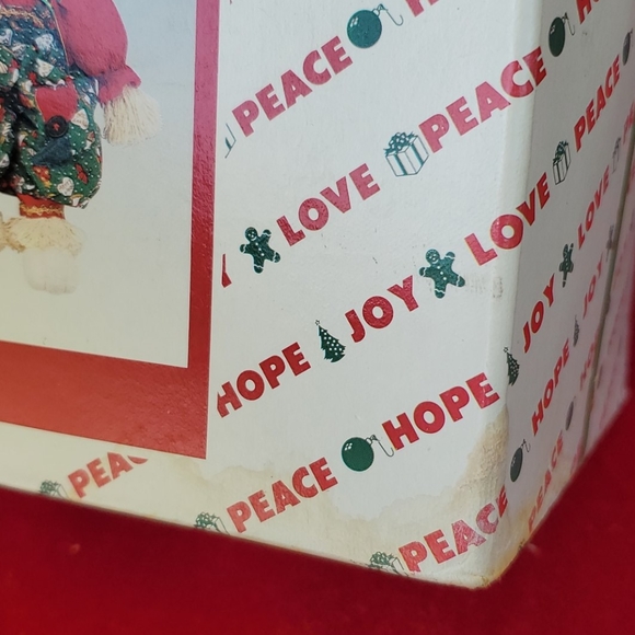 House of Lloyd Holiday House Of Lloyd Hiphop Christmas Around The World Poshmark